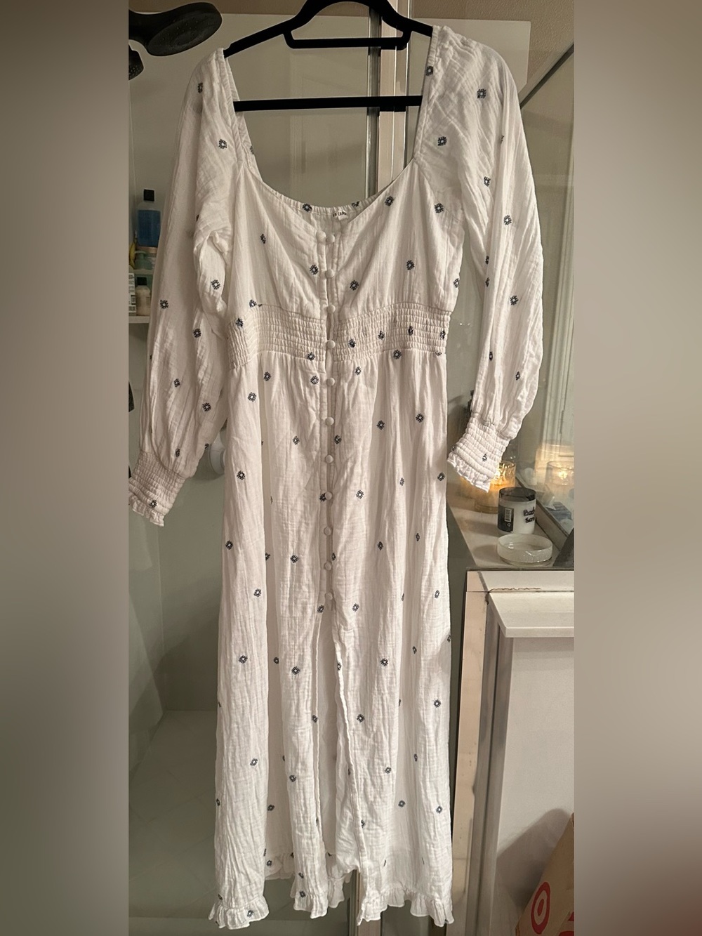 En creme White boho Button-Front Women’s Dress large